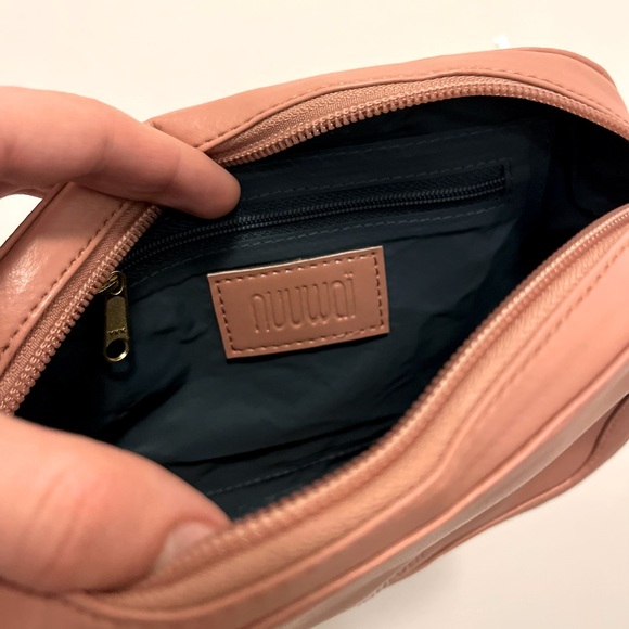 Vegan Apple Leather Crossbody Travel Bag | Pink | BNWT - Picture 2 of 4